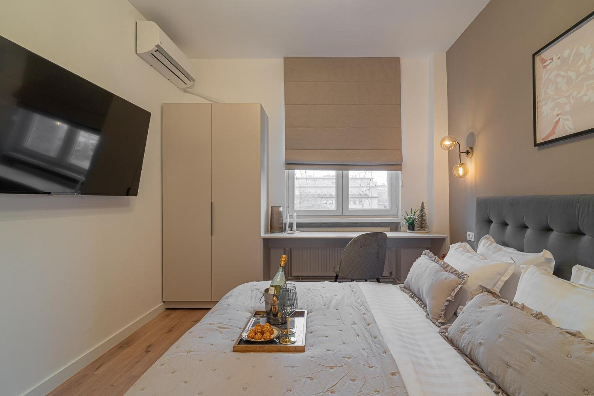 בוקרשט Loggia & Luxe 5Br Penthouse In Universitatii Area מראה חיצוני תמונה
