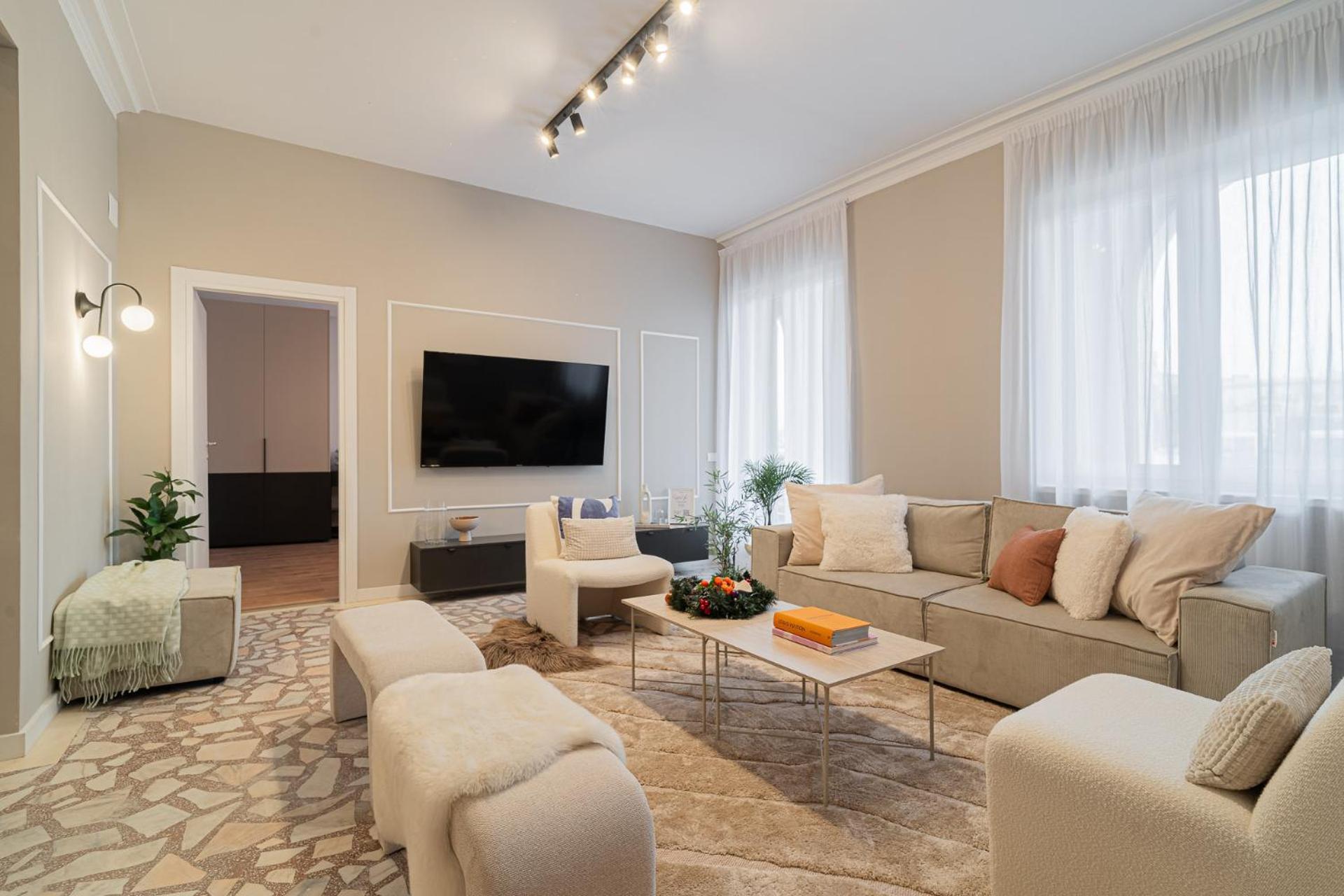 בוקרשט Loggia & Luxe 5Br Penthouse In Universitatii Area מראה חיצוני תמונה